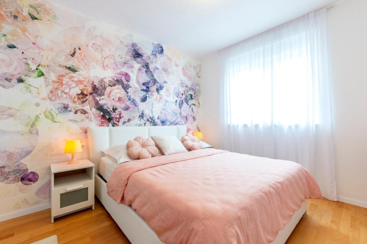 Rose Lägenhet Kaštela Exteriör bild